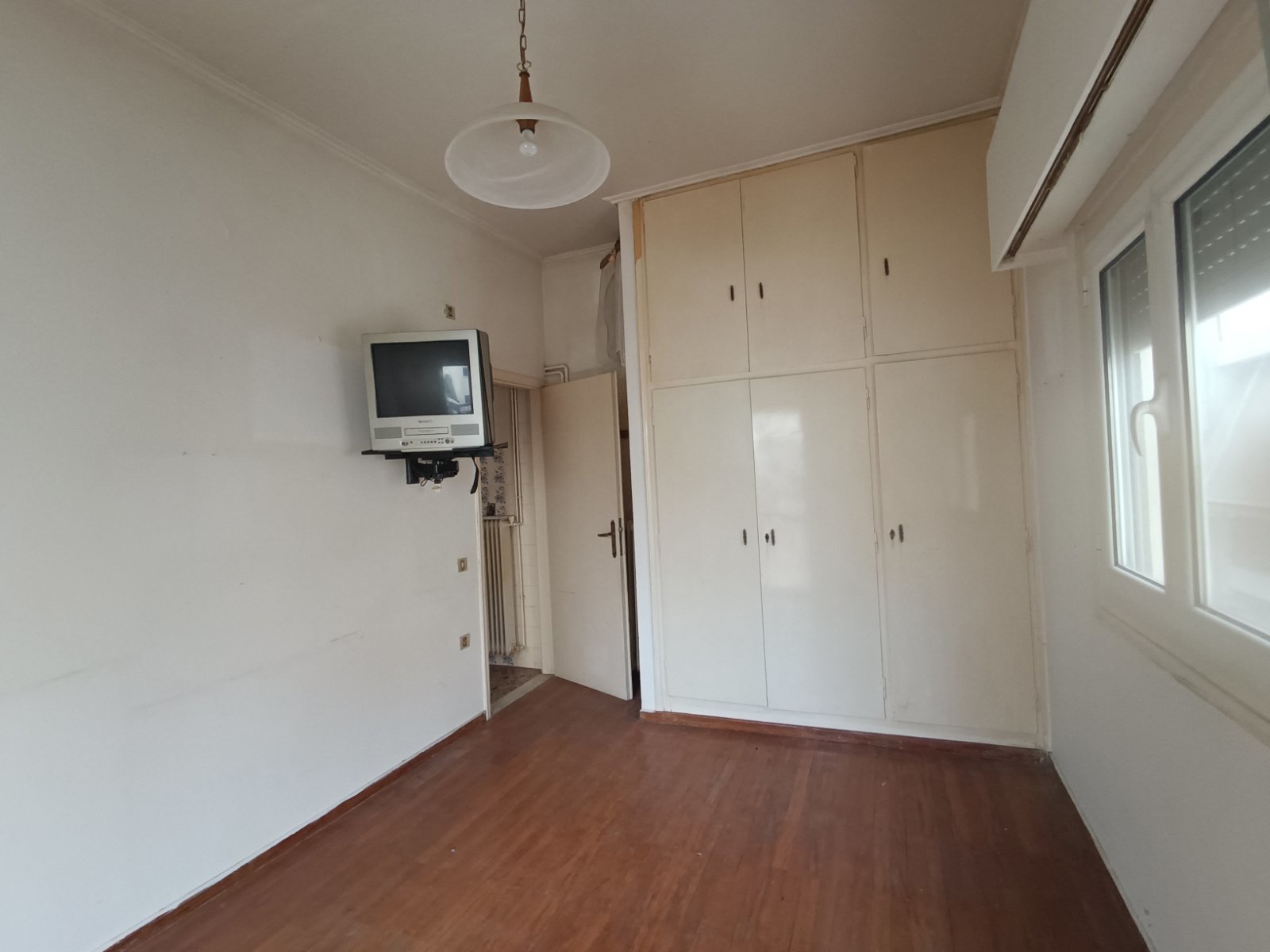 Gallery image 16
