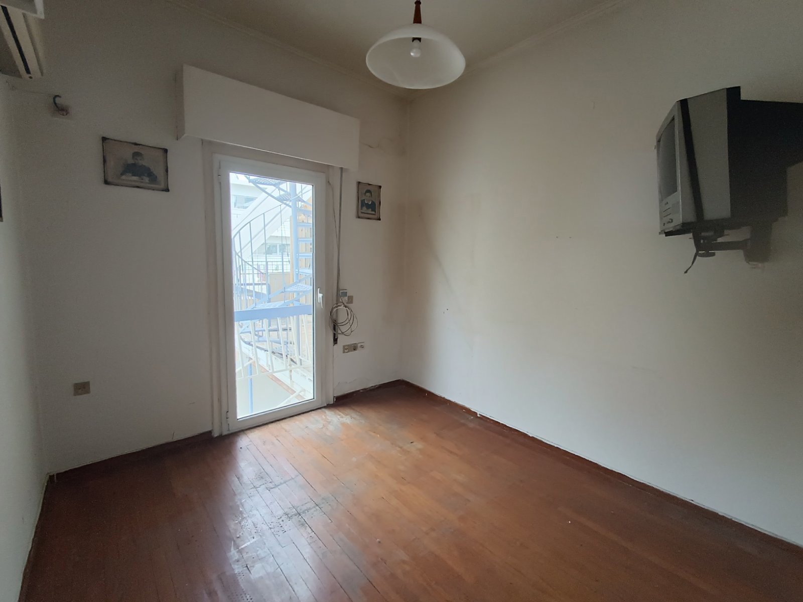 Gallery image 18