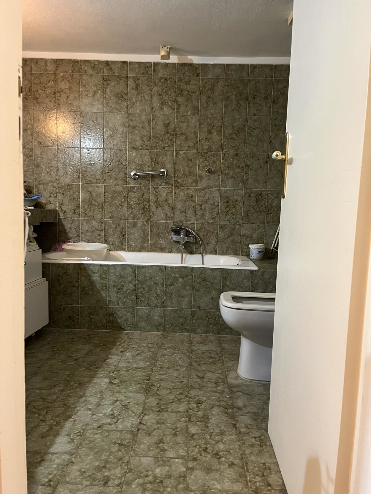 Gallery image 16