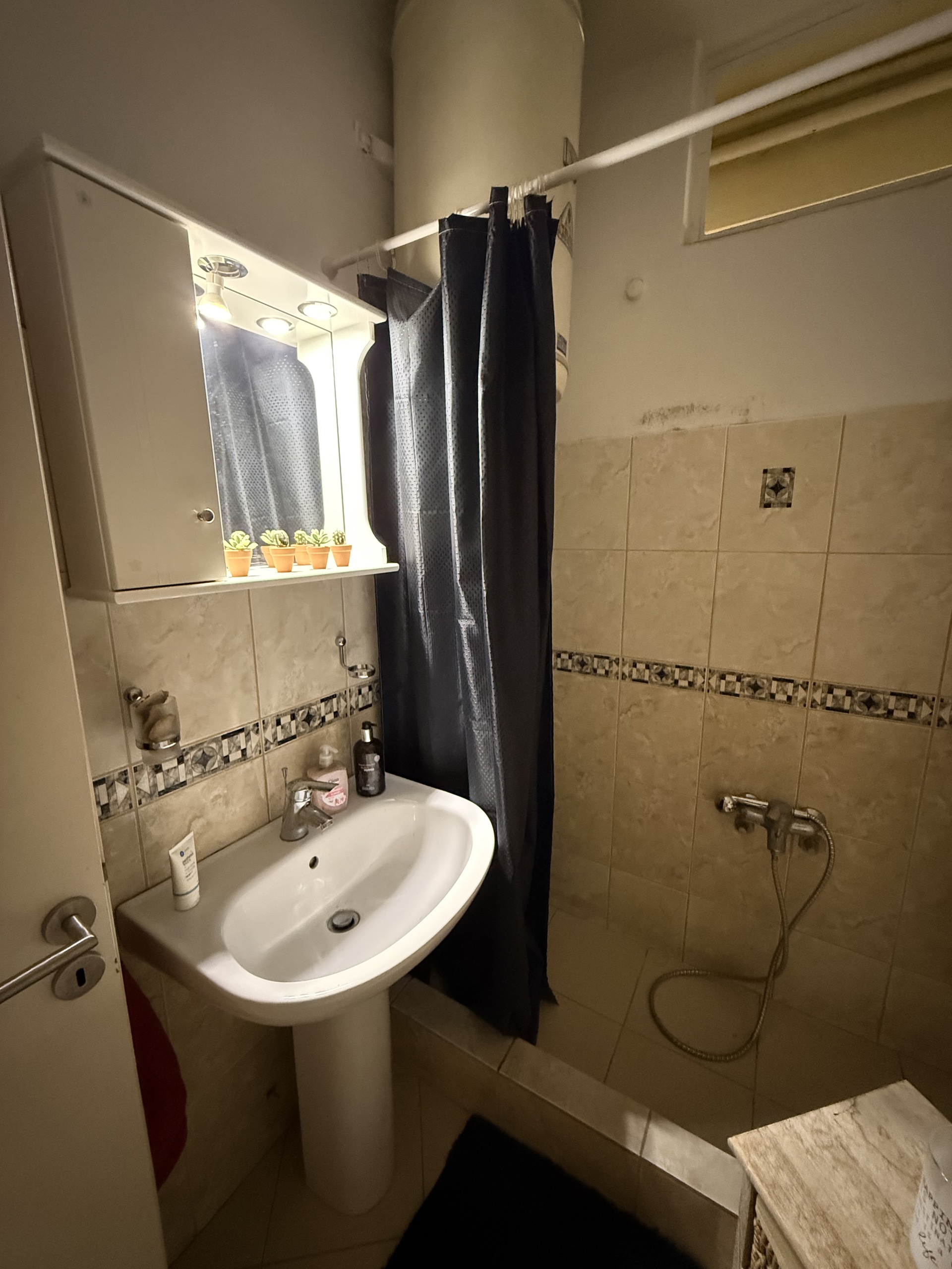 Gallery image 13