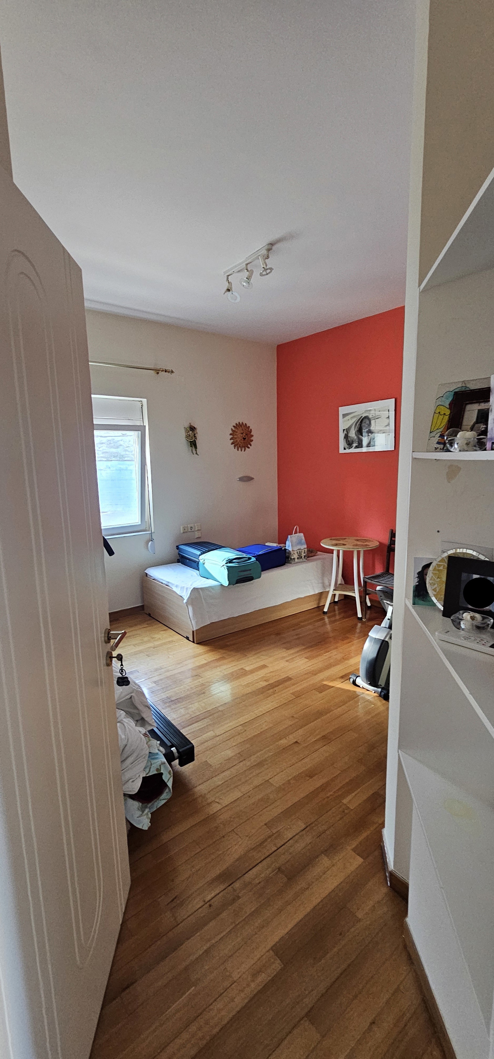 Gallery image 10