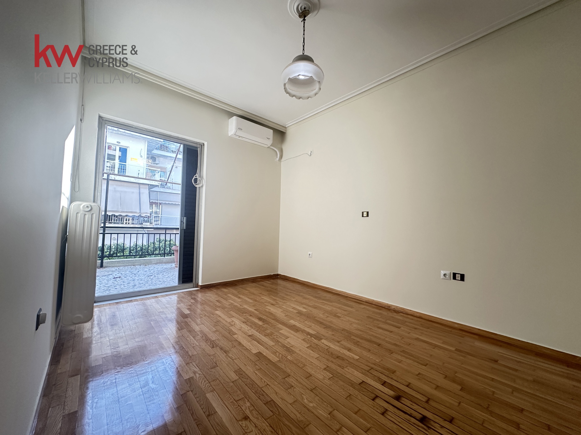 Gallery image 13