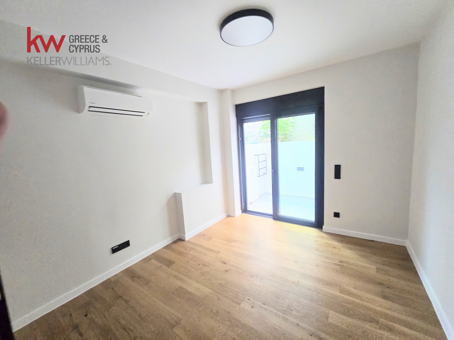 Gallery image 12