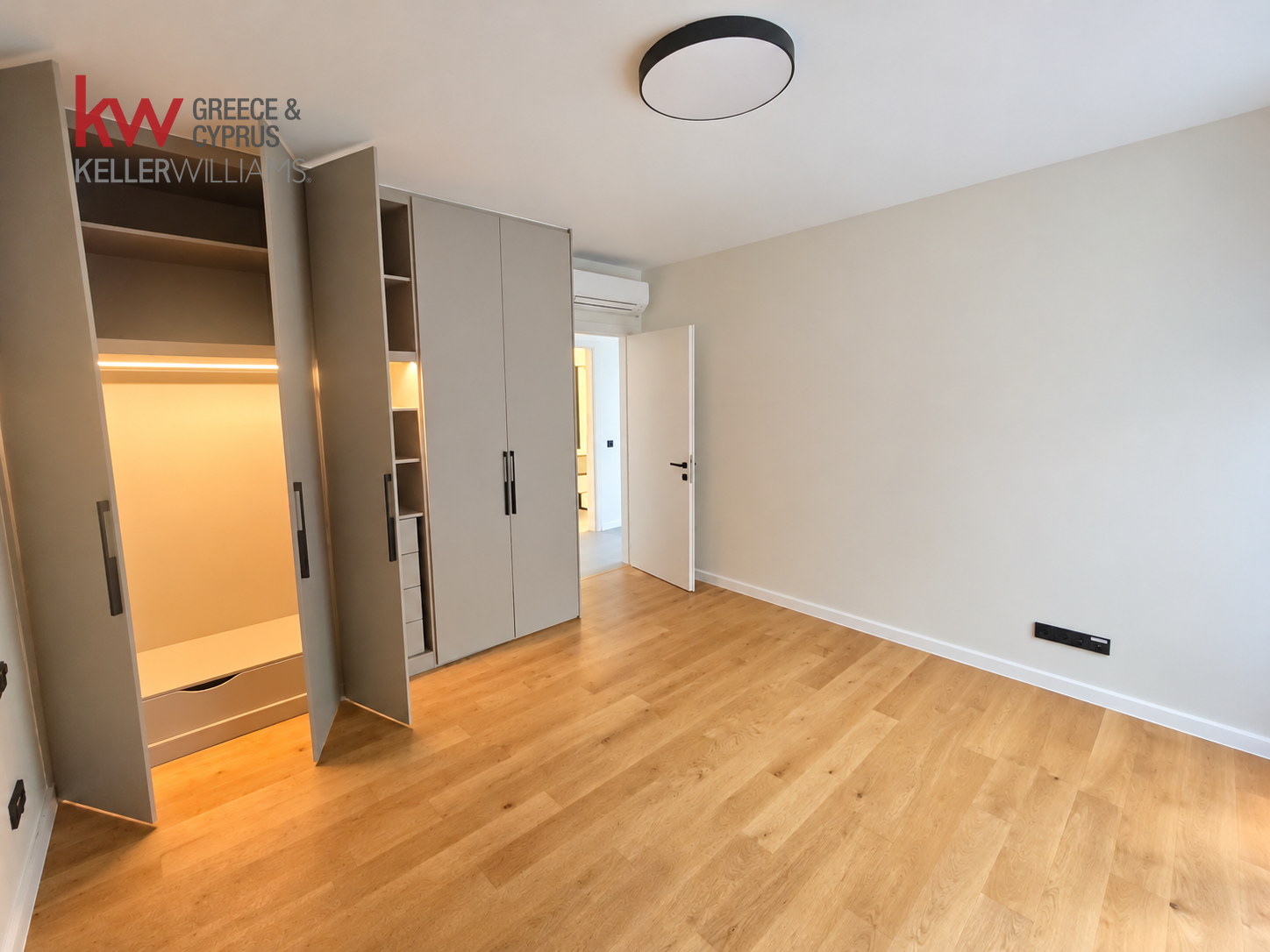 Gallery image 9