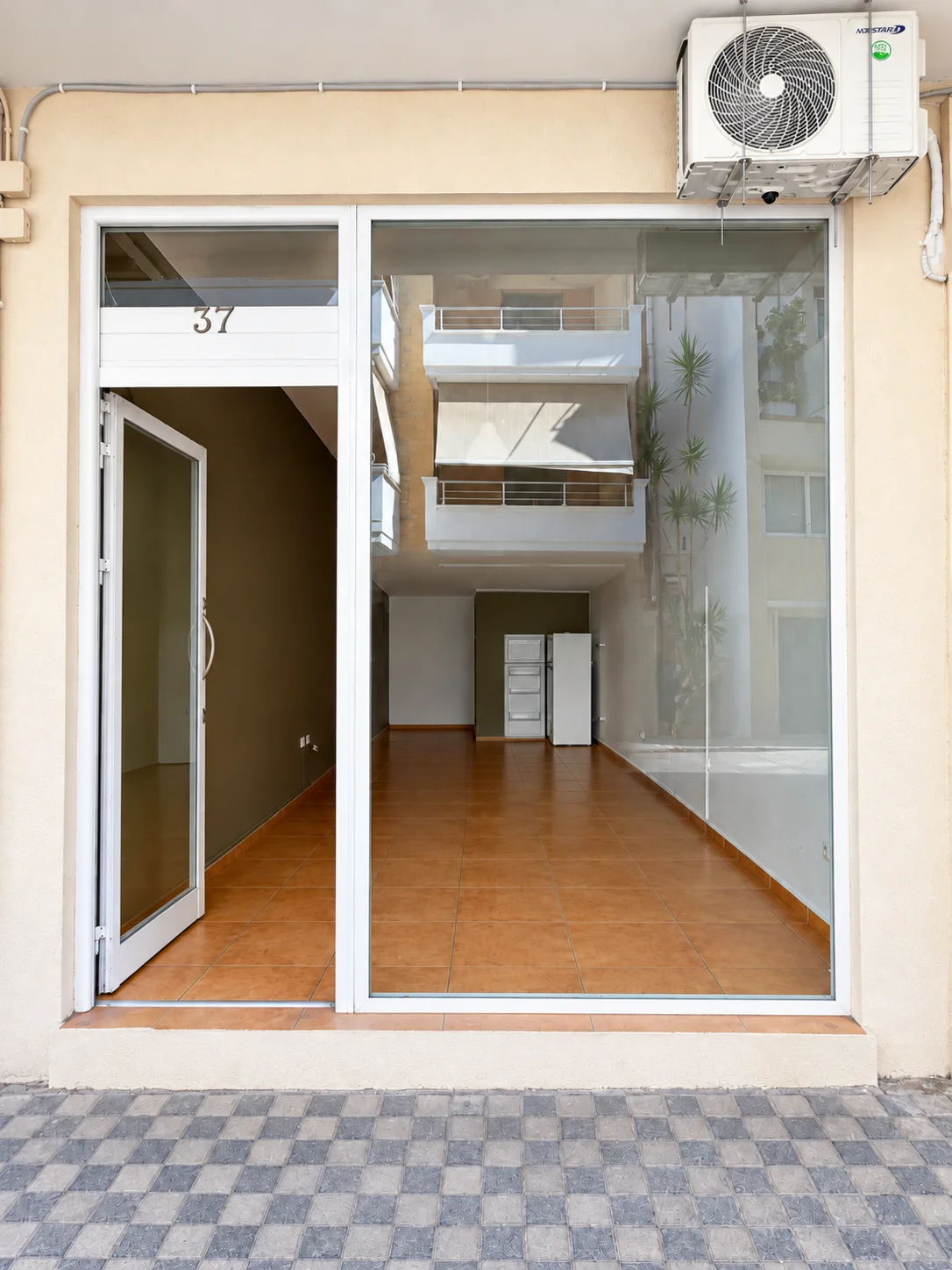 Gallery image 1