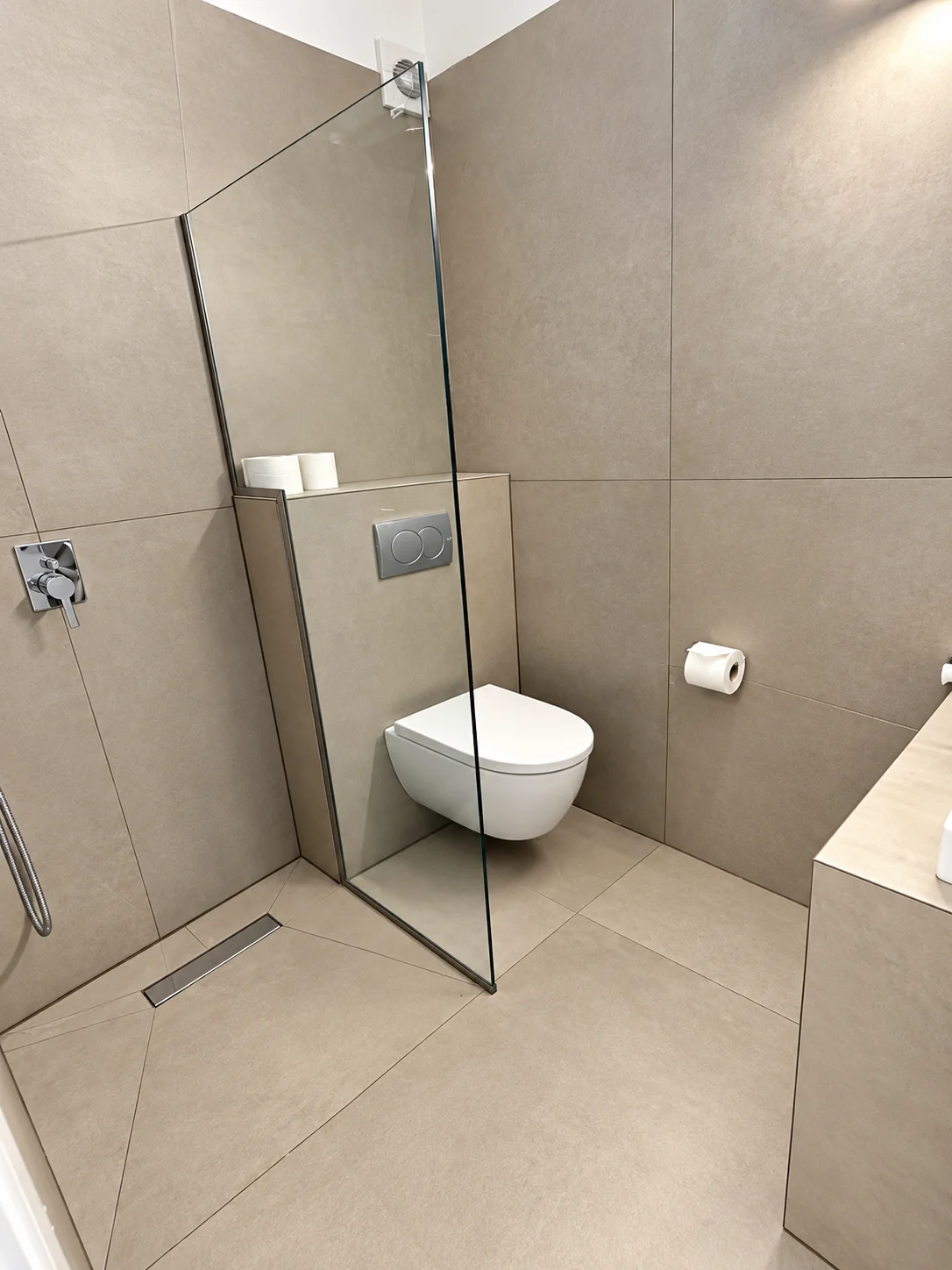 Gallery image 17