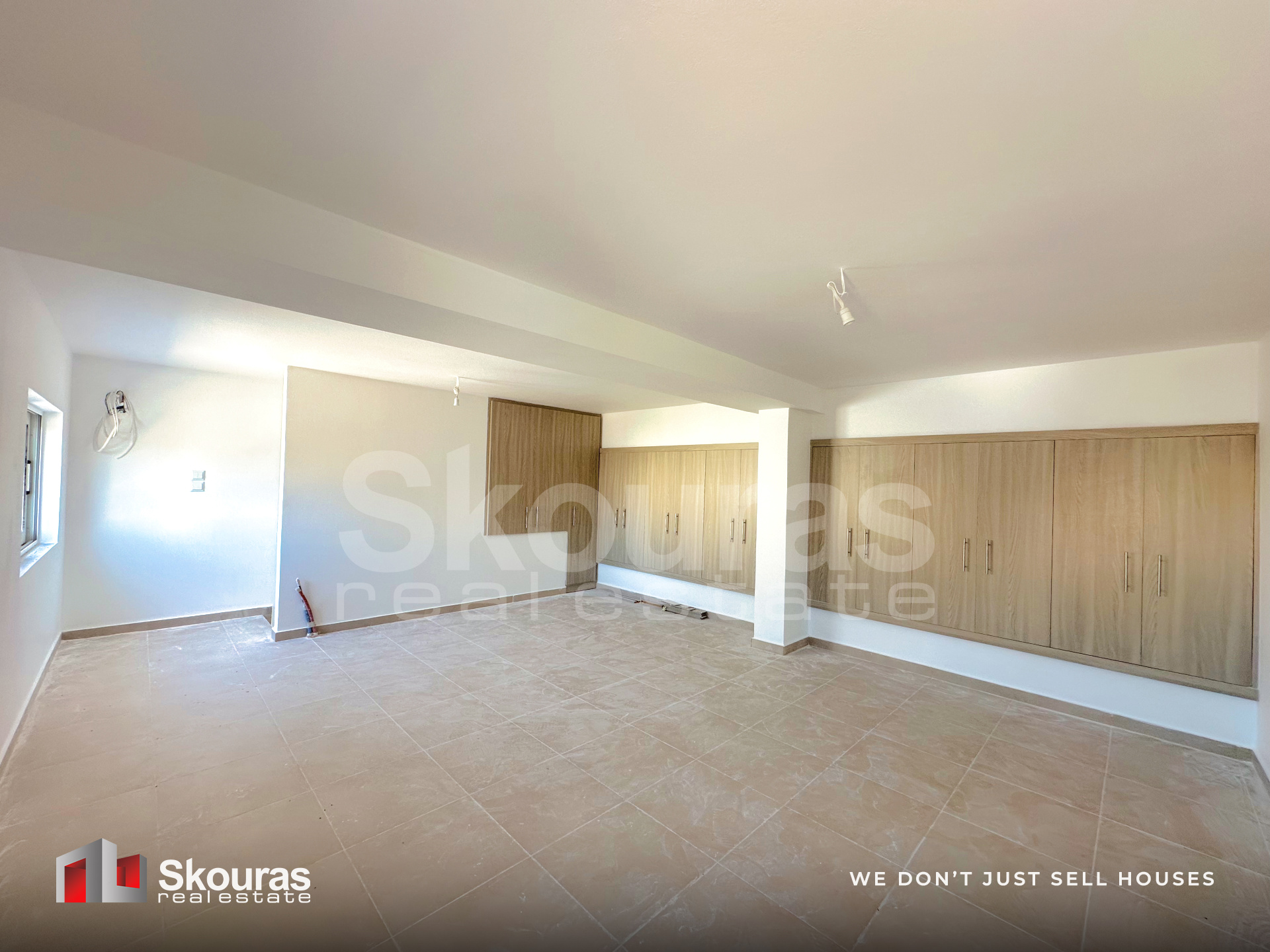 Gallery image 15