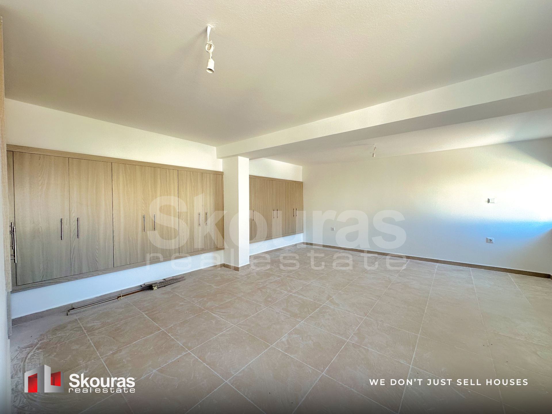 Gallery image 14