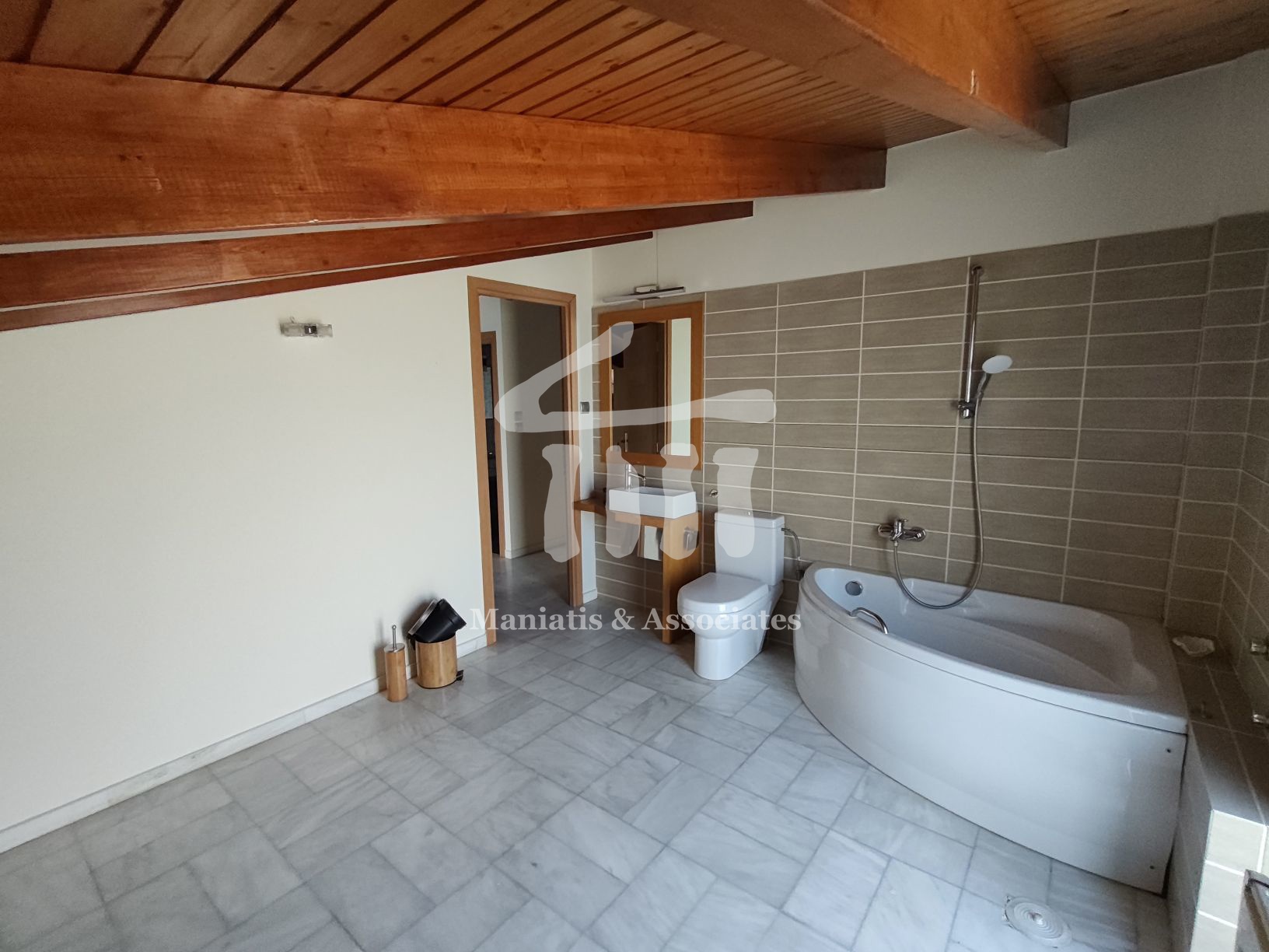 Gallery image 8