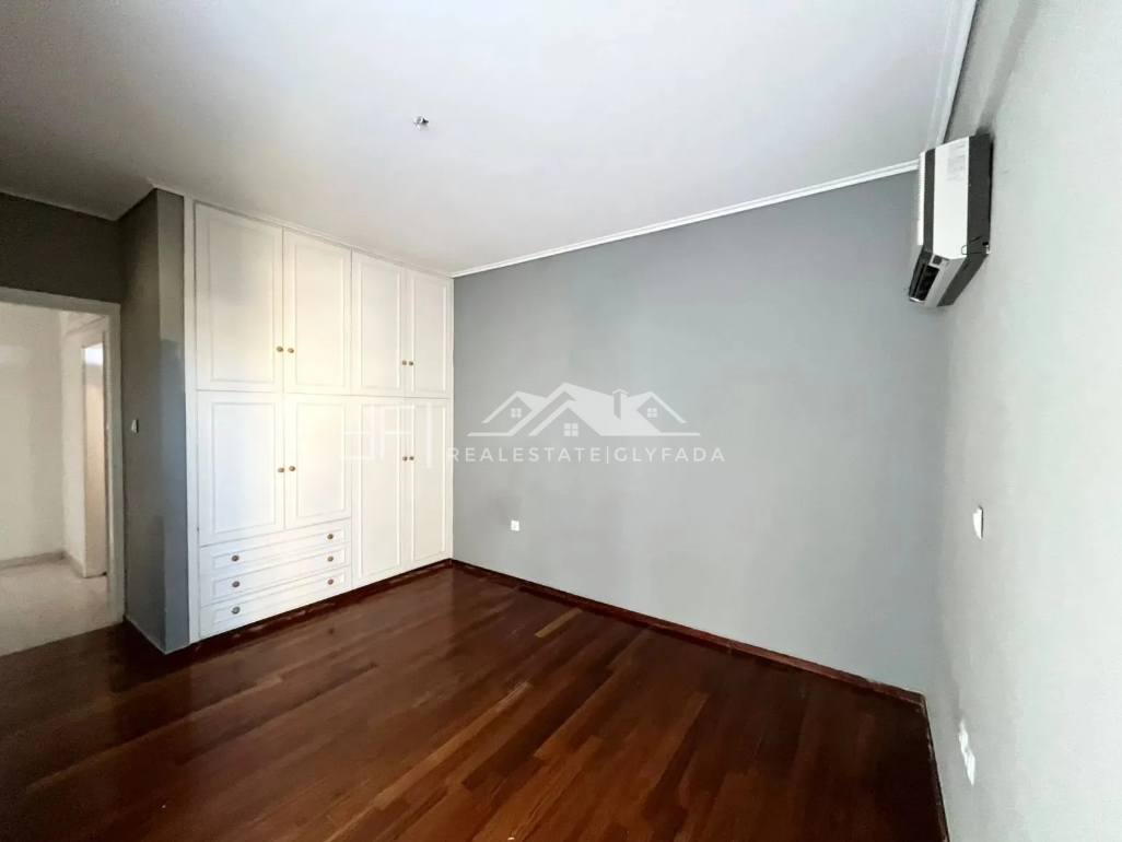 Gallery image 14