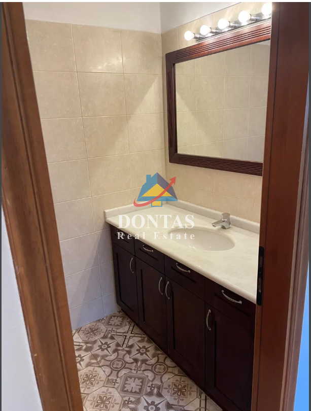 Gallery image 15
