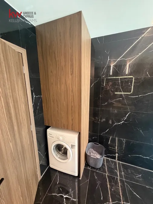 Gallery image 10