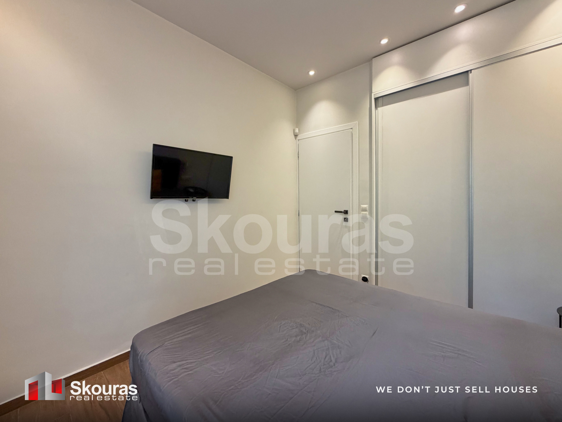 Gallery image 12