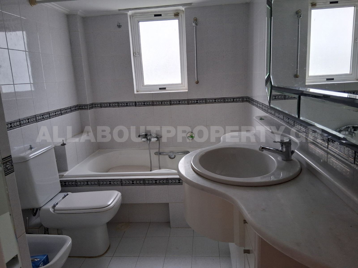 Gallery image 11