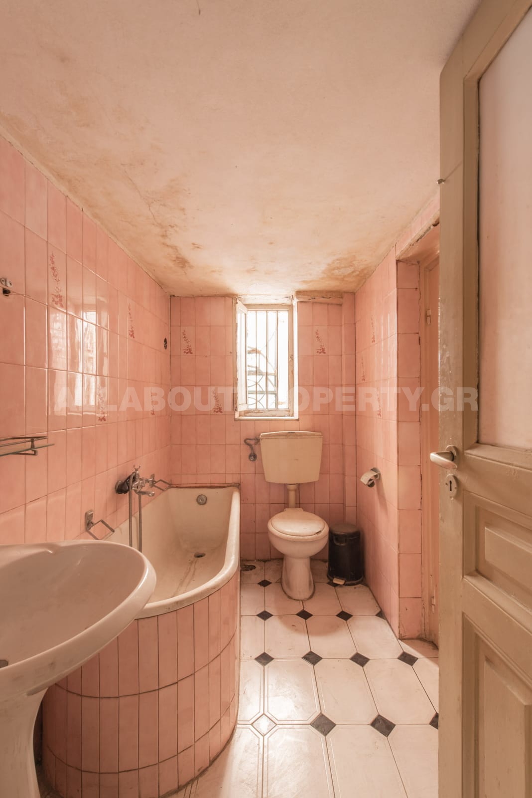 Gallery image 11