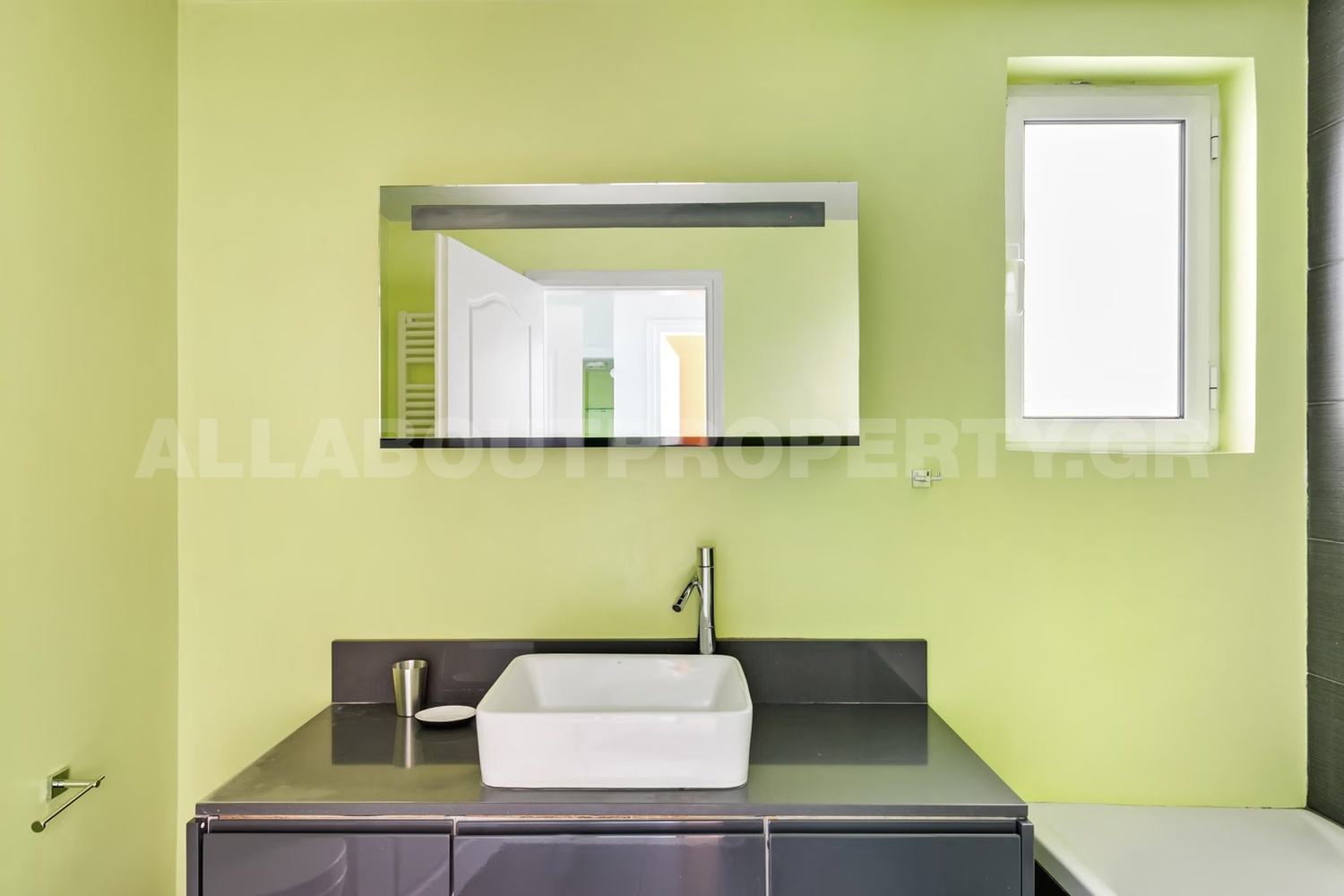 Gallery image 12