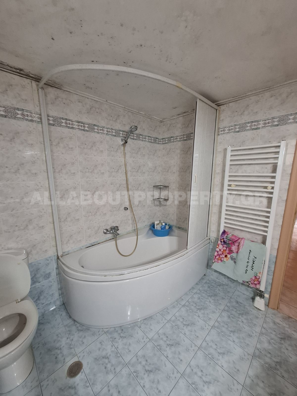 Gallery image 17