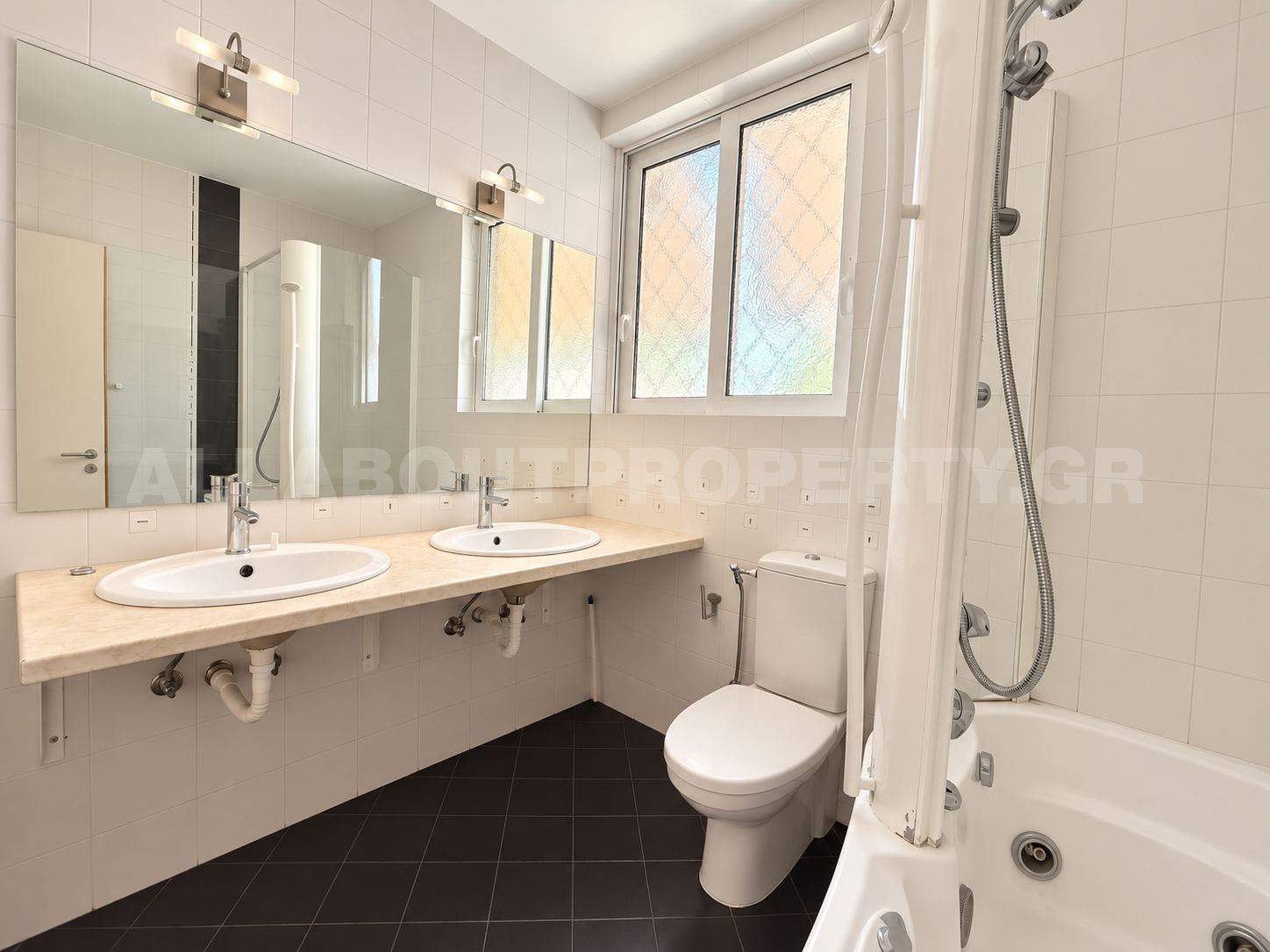 Gallery image 16