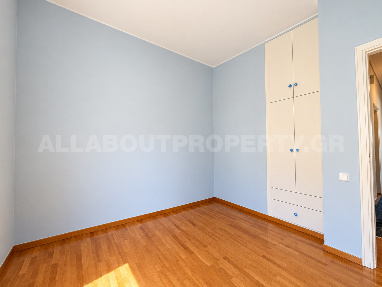 Gallery image 13