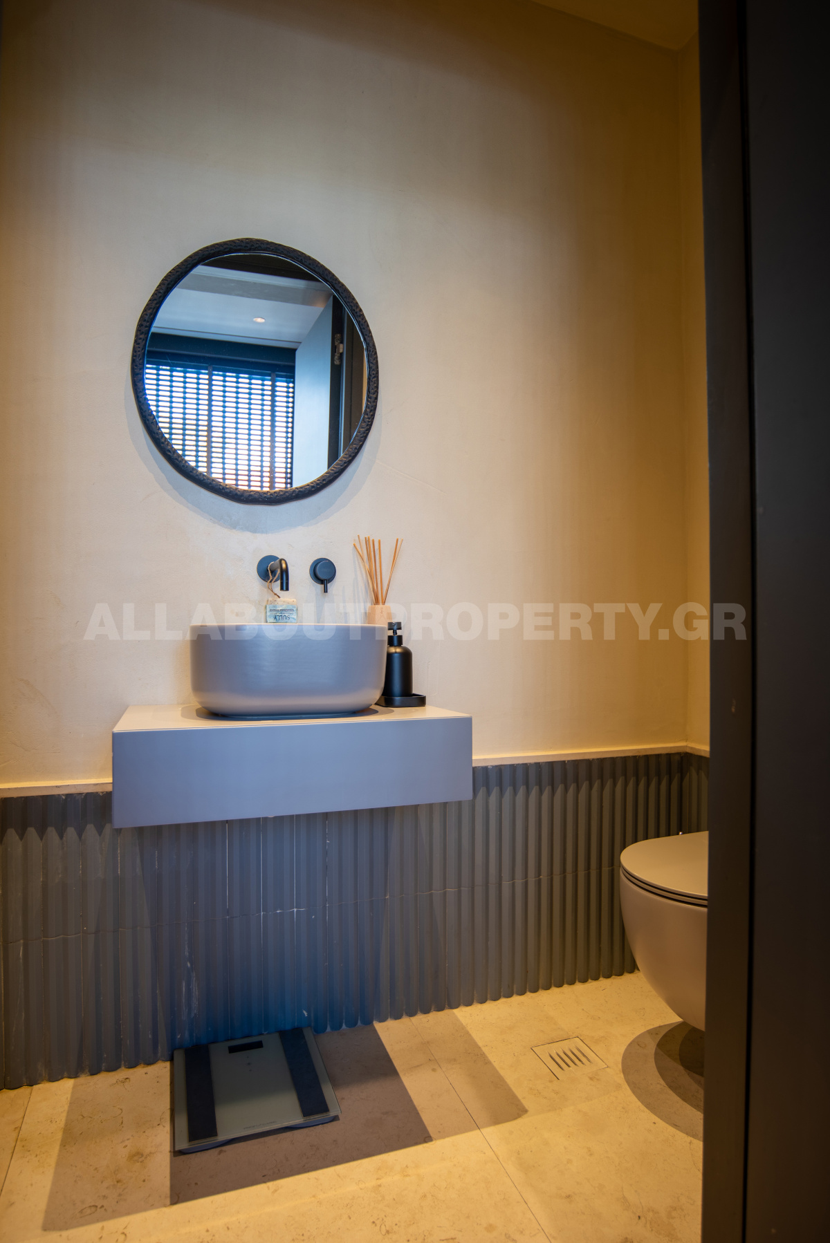 Gallery image 17