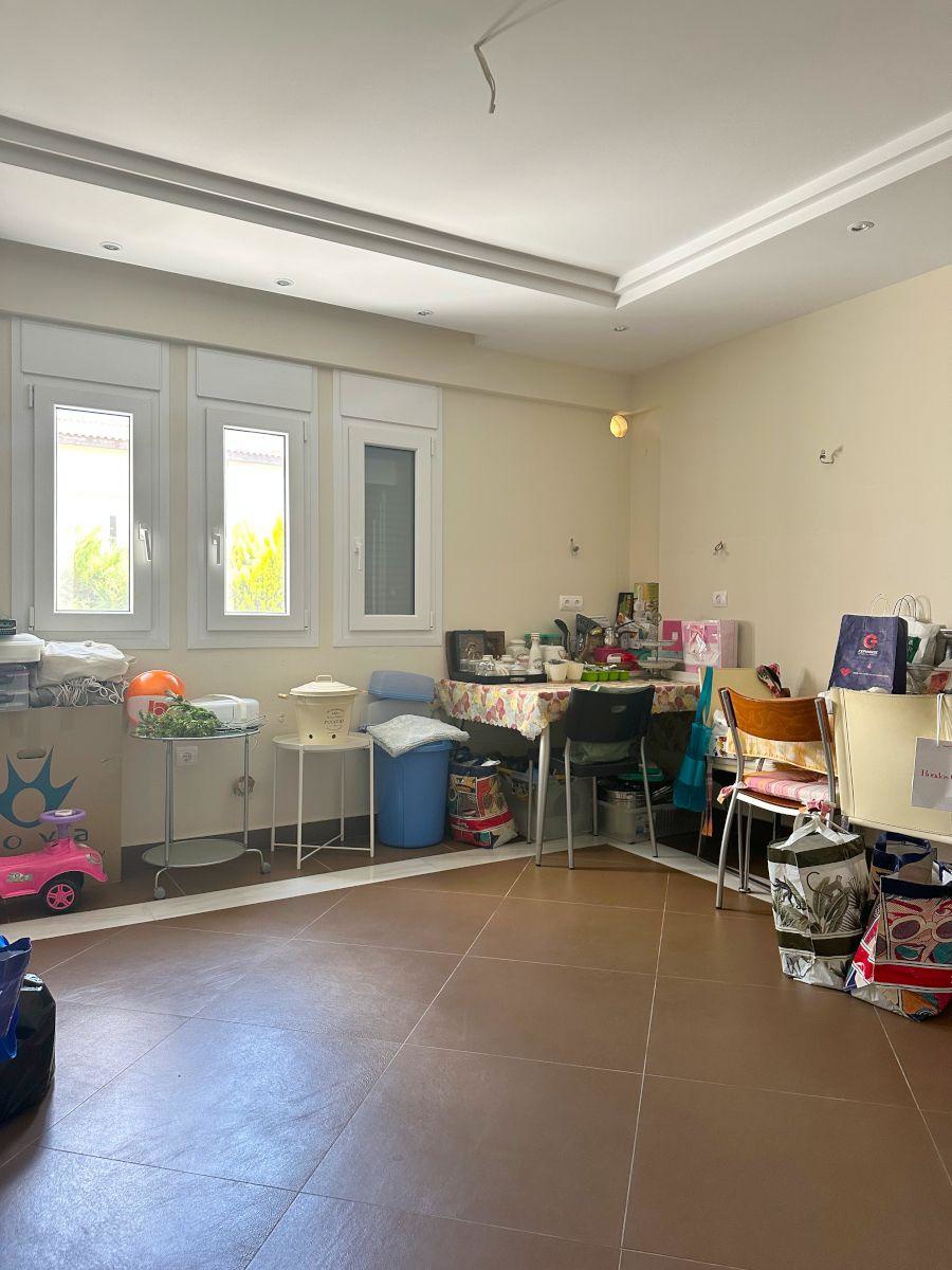 Gallery image 18