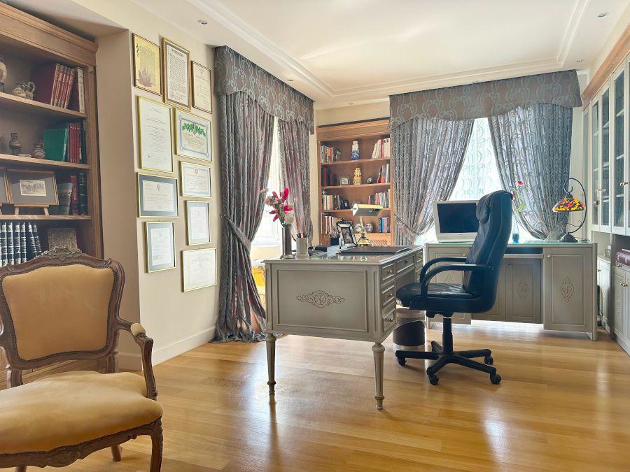 Gallery image 6
