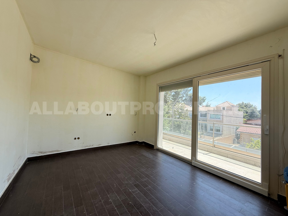 Gallery image 6