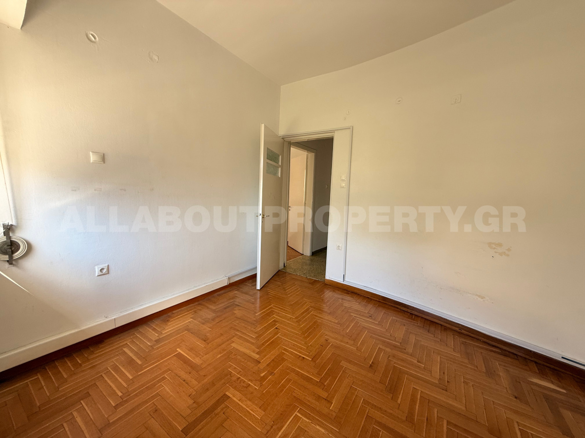 Gallery image 14