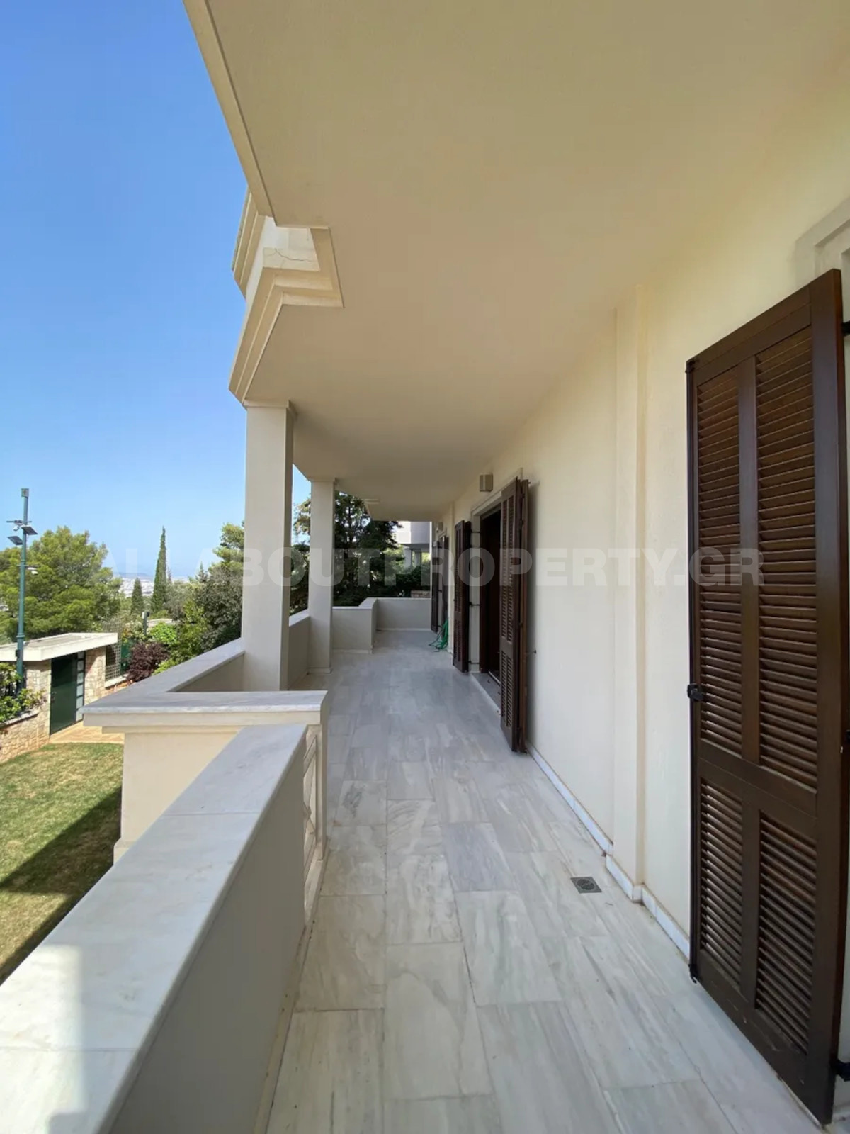 Gallery image 11