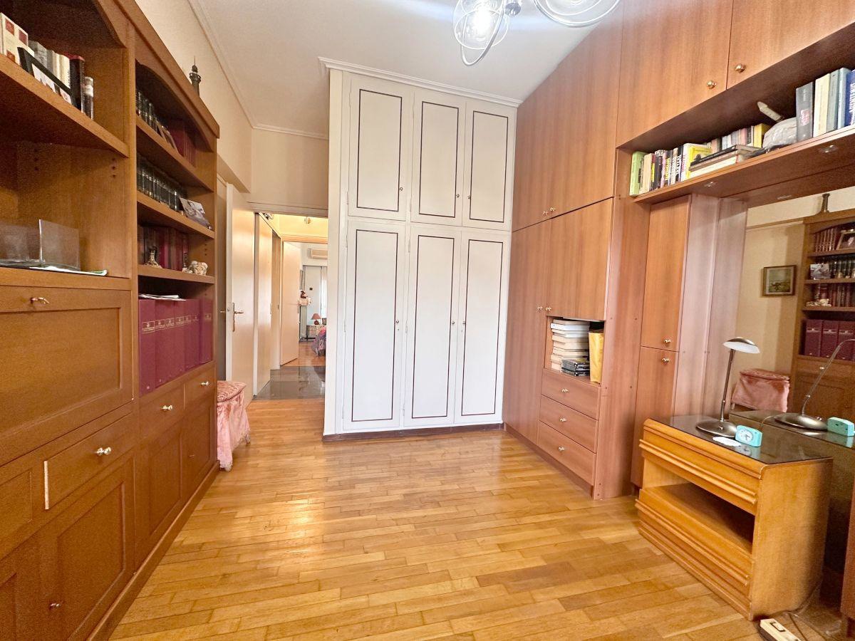 Gallery image 9