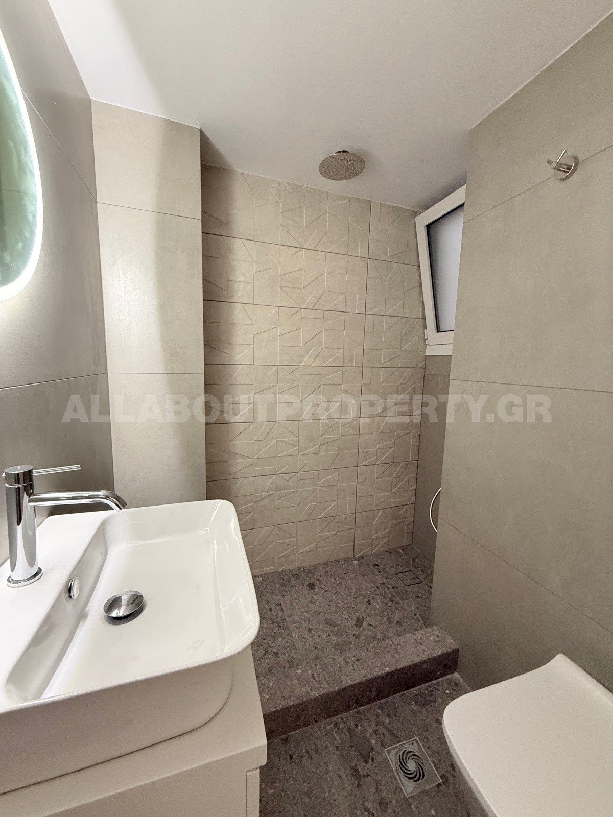 Gallery image 15