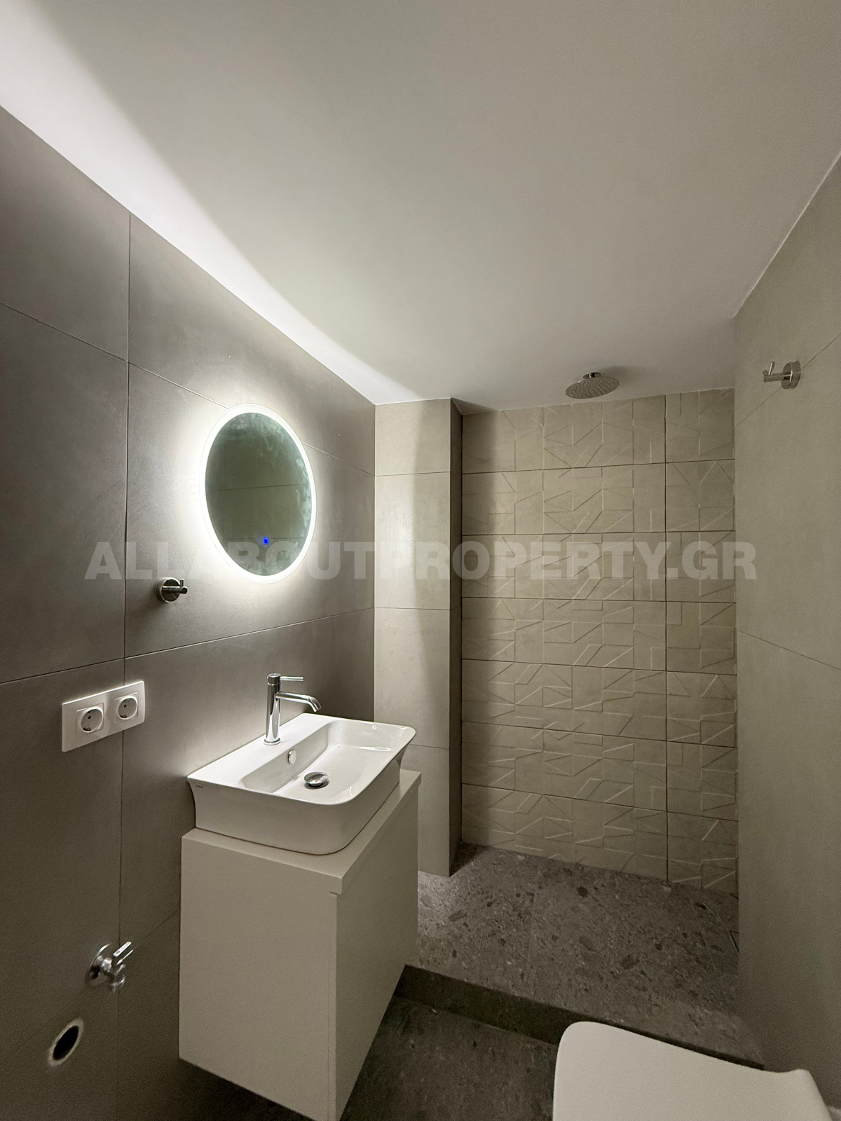 Gallery image 14