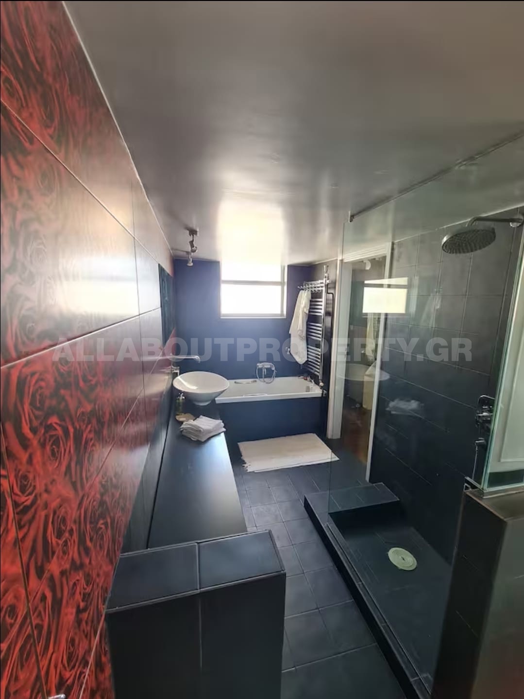 Gallery image 14