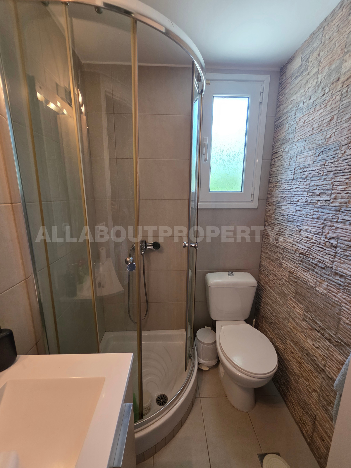 Gallery image 10