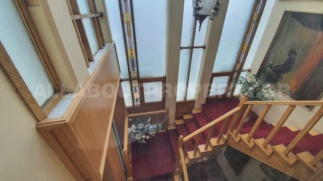 Gallery image 7