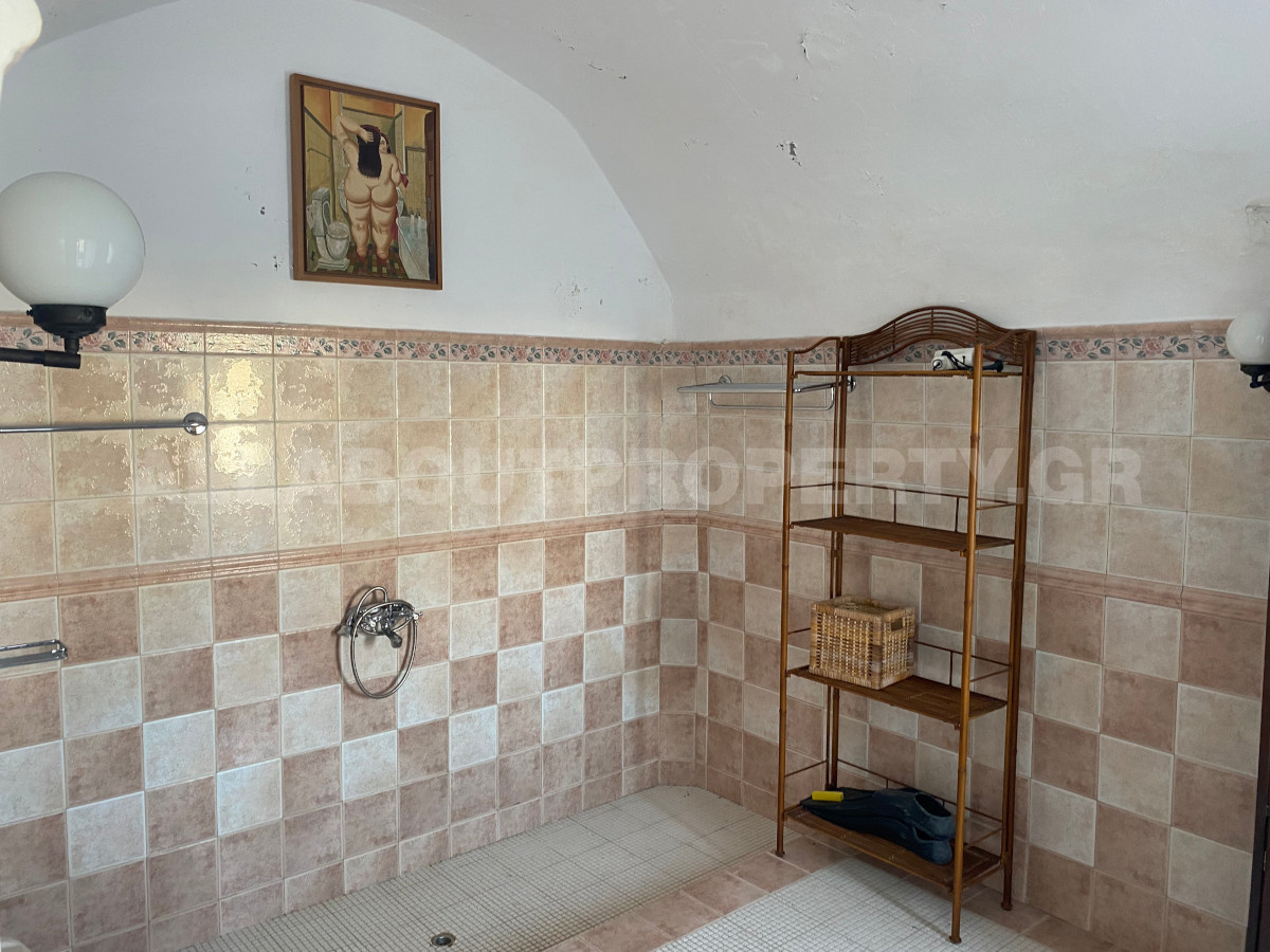 Gallery image 16