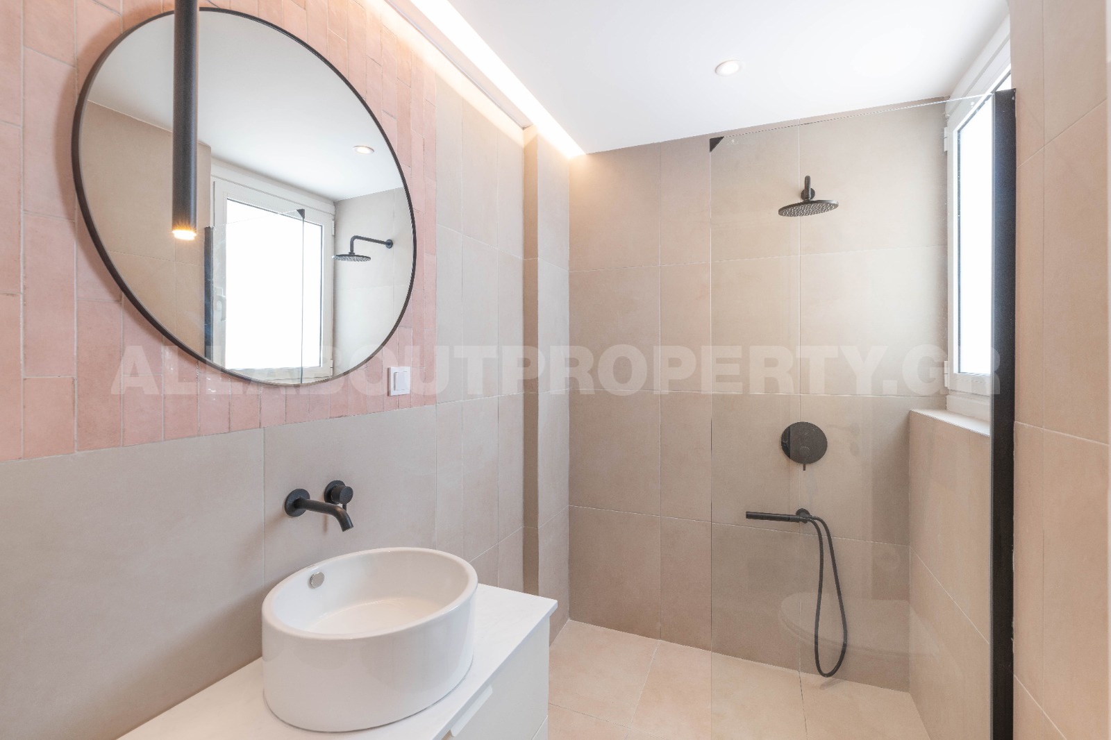 Gallery image 9