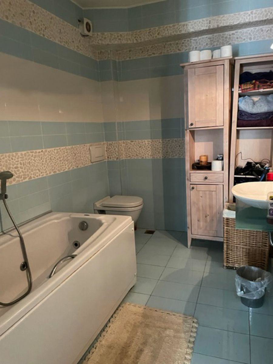 Gallery image 11