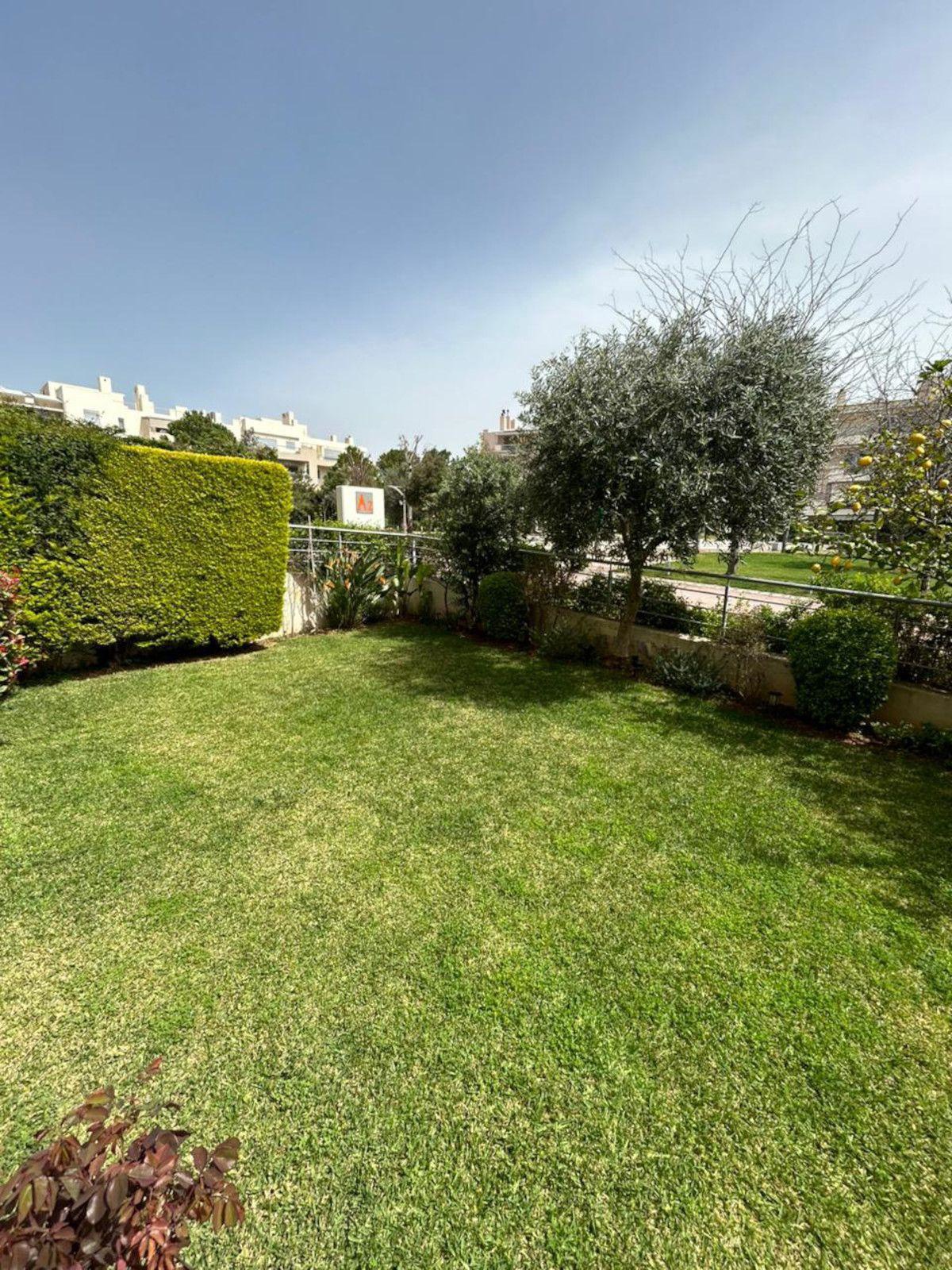 Gallery image 25