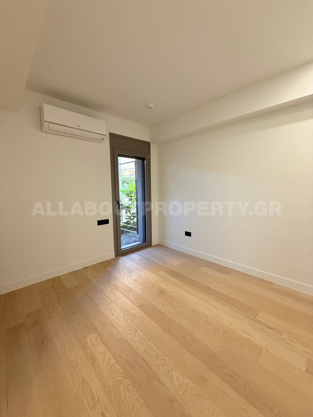 Gallery image 8