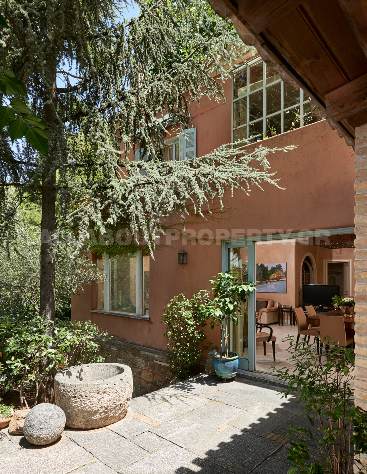 Gallery image 2