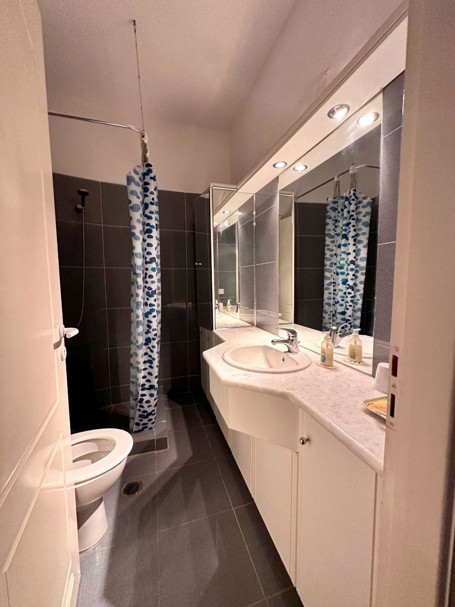 Gallery image 14