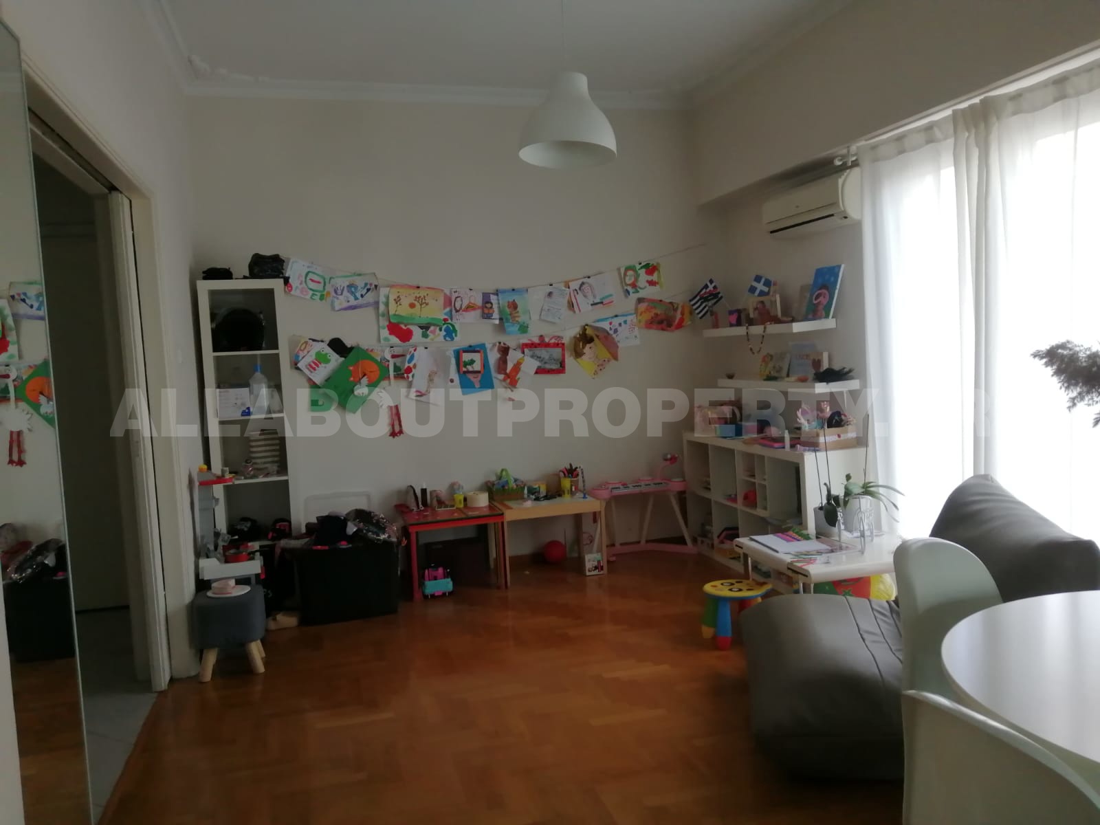 Gallery image 3