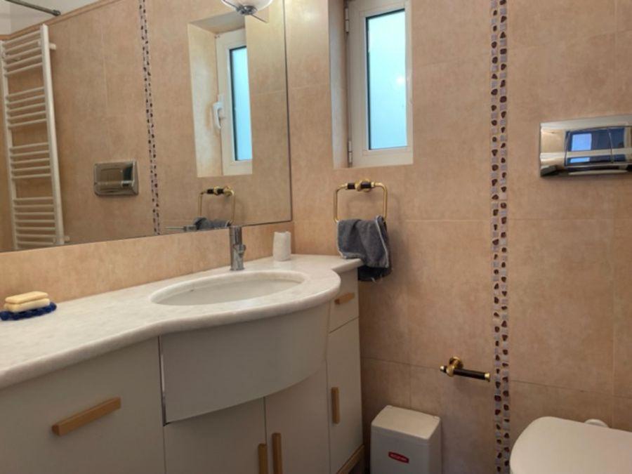 Gallery image 12