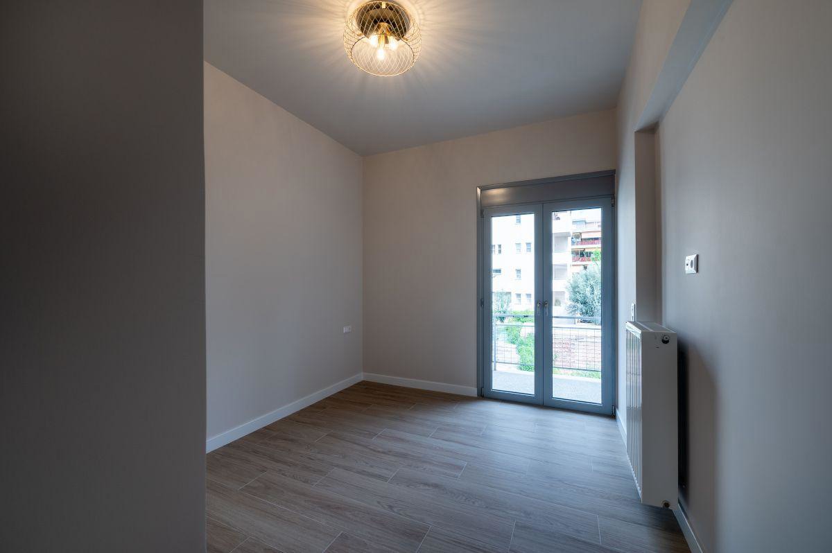 Gallery image 12