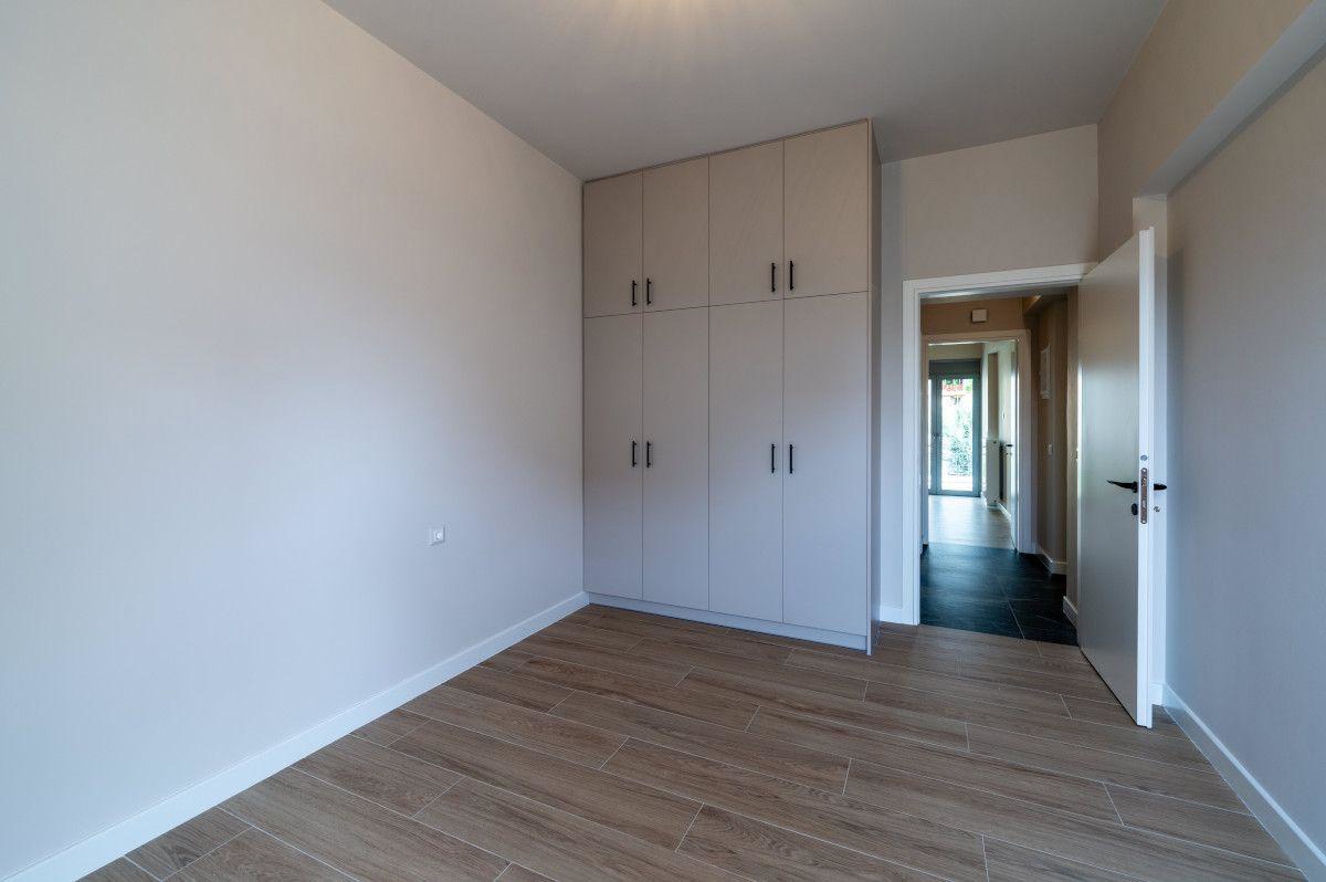 Gallery image 13