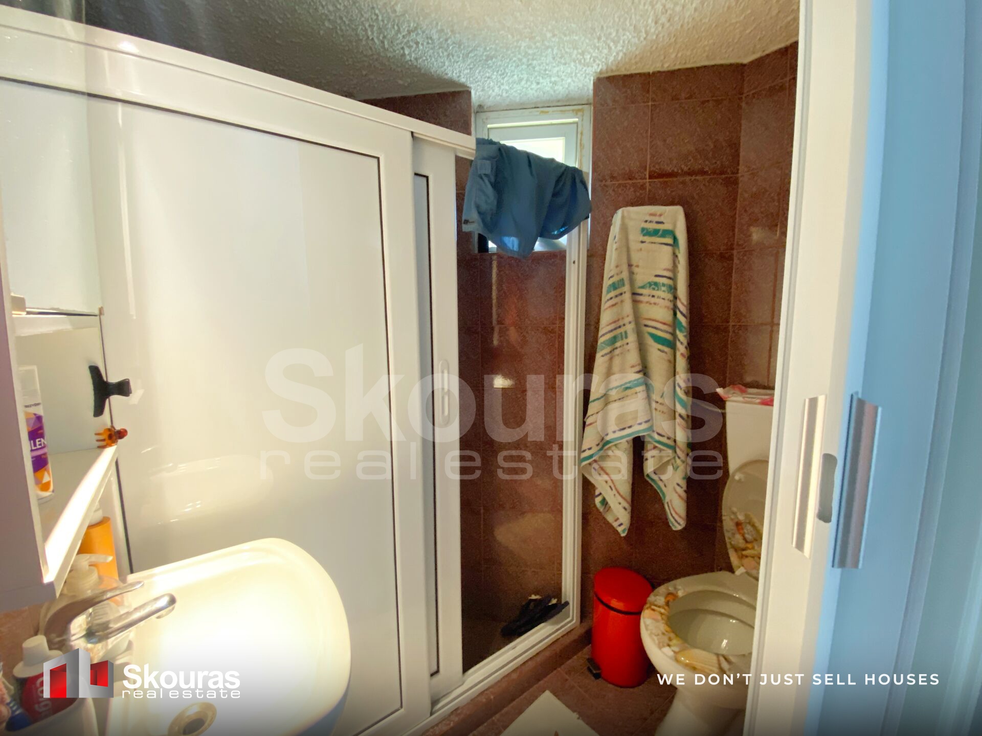 Gallery image 17