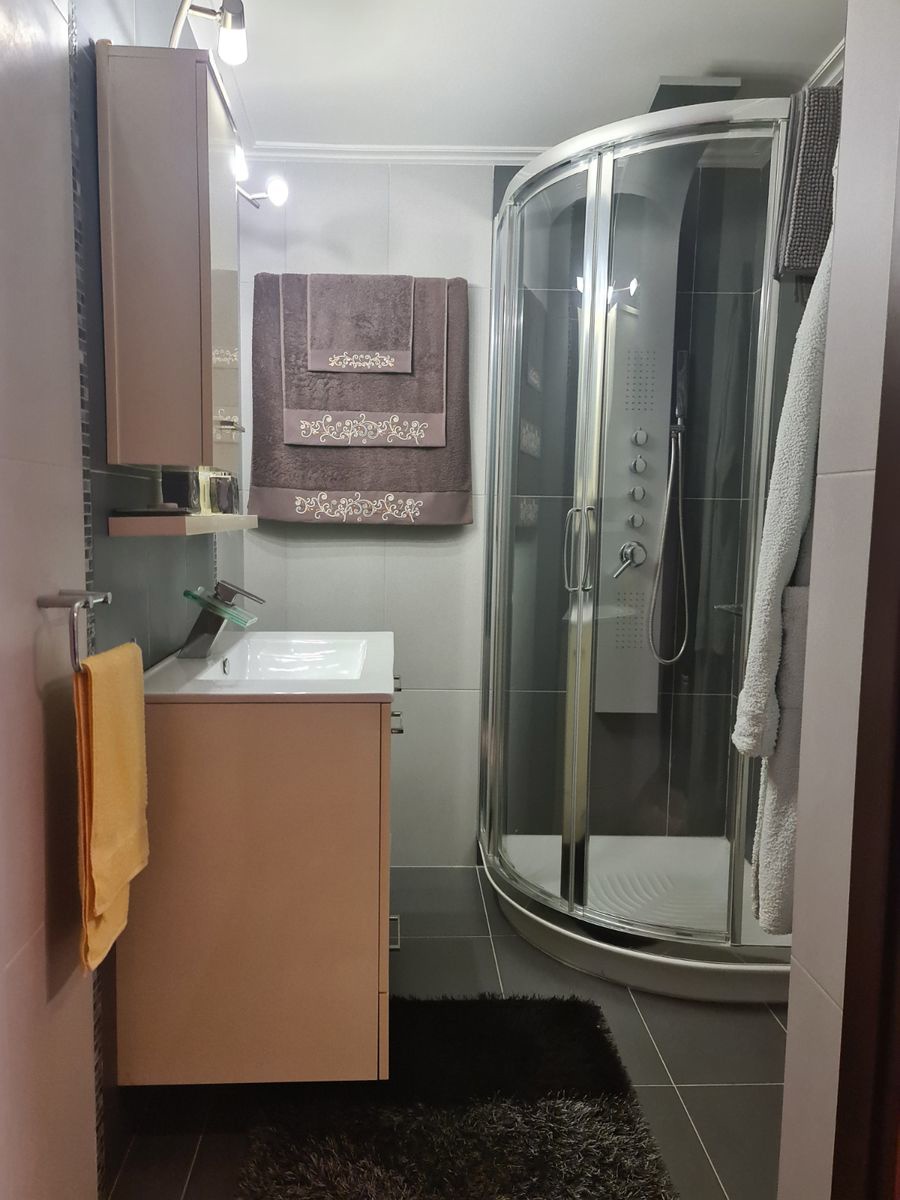 Gallery image 19