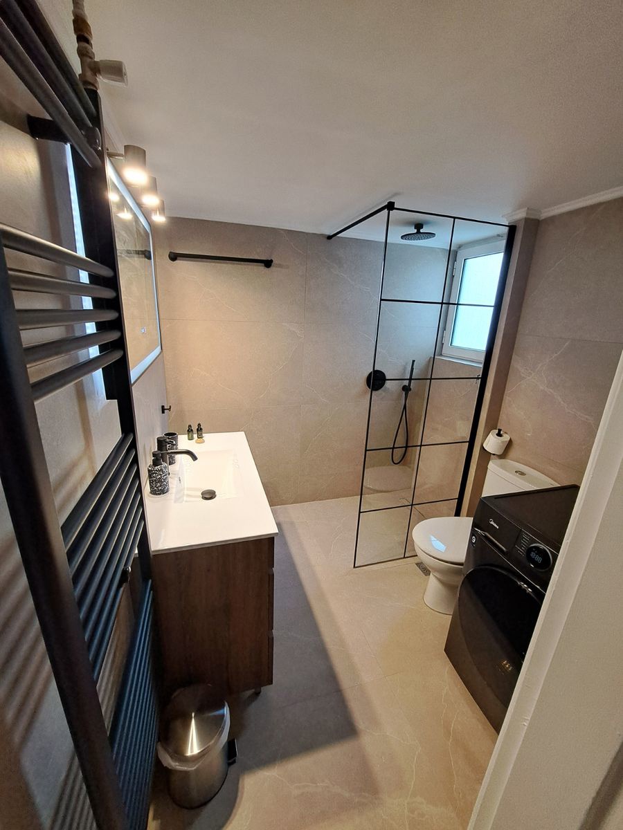 Gallery image 4