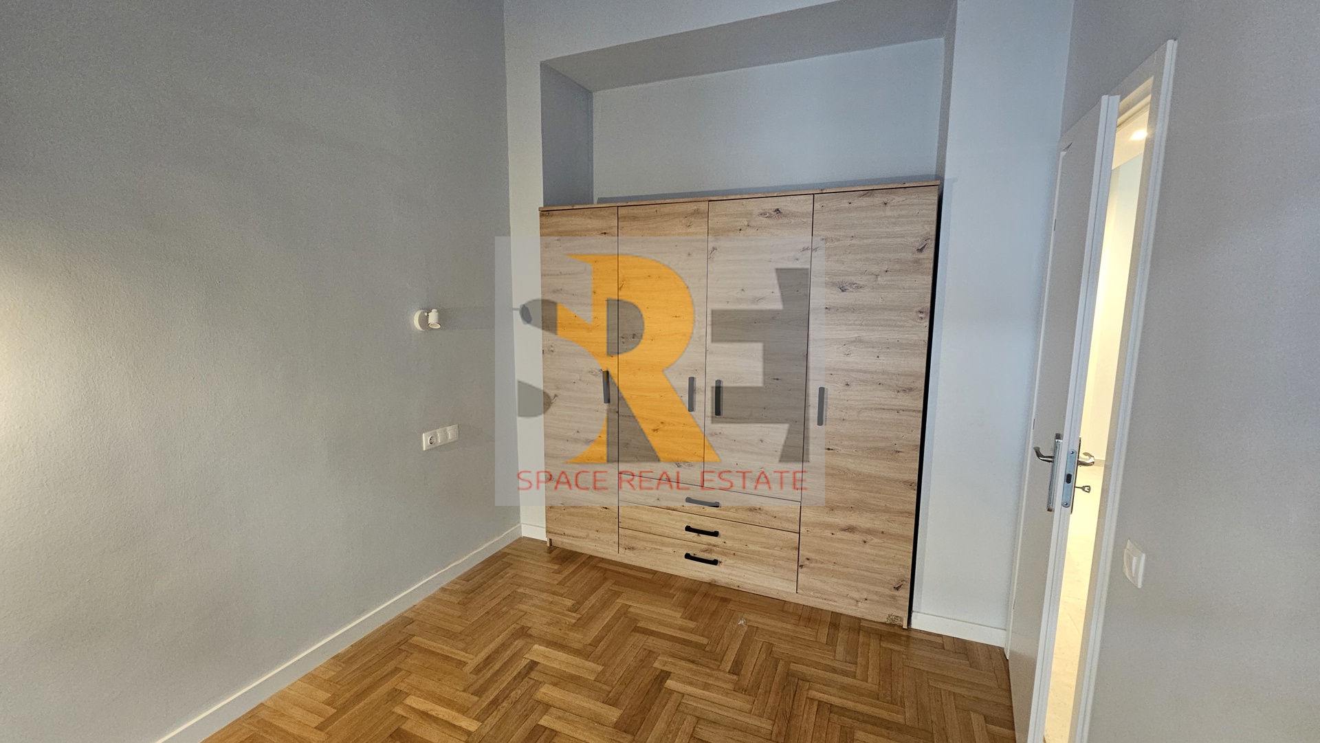 Gallery image 30